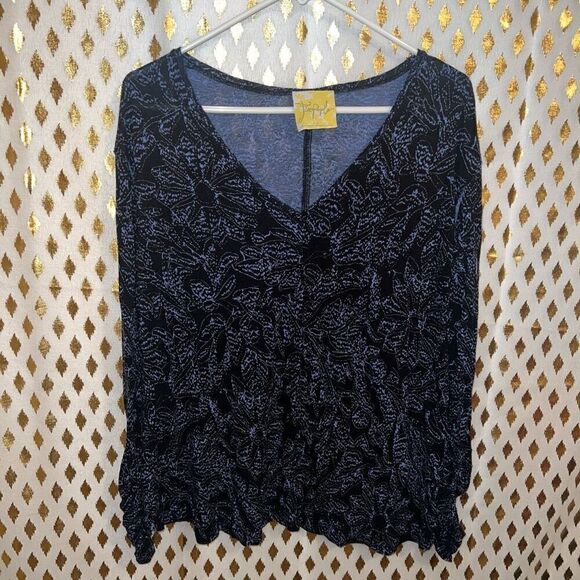 Free People Sahara Printed Asymmetrical Hem Blouse size S - Picture 2 of 5